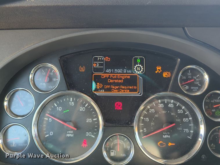 image for item NG9404 2020 Kenworth T680 semi truck