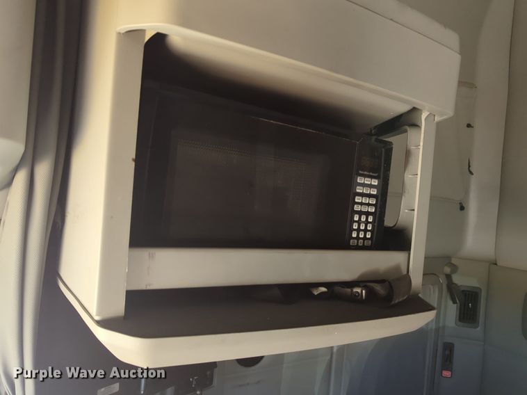 image for item NG9404 2020 Kenworth T680 semi truck