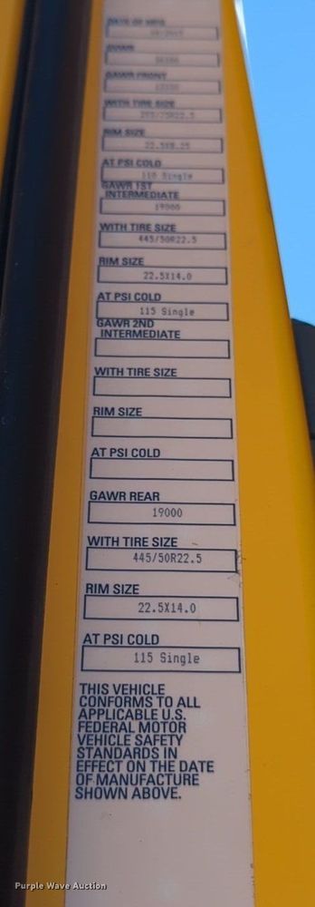 image for item NG9404 2020 Kenworth T680 semi truck