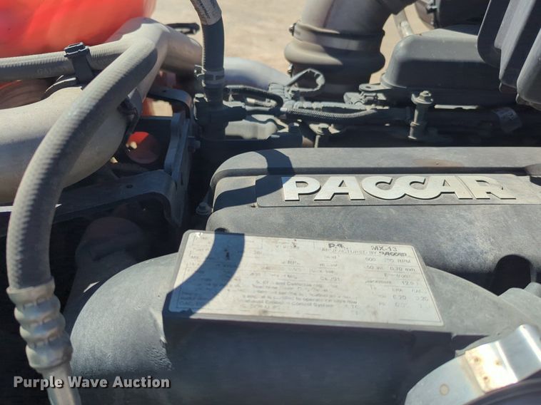 image for item NG9405 2020 Kenworth T680 semi truck