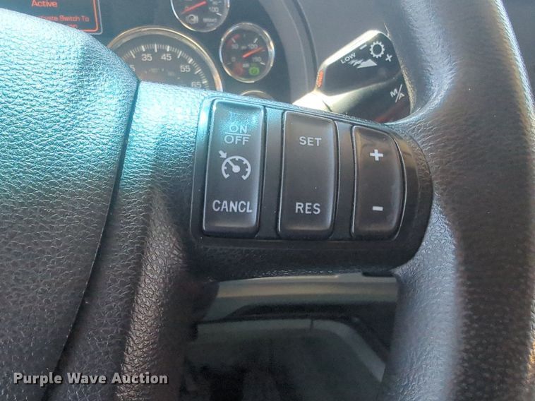 image for item NG9407 2020 Kenworth T680 semi truck