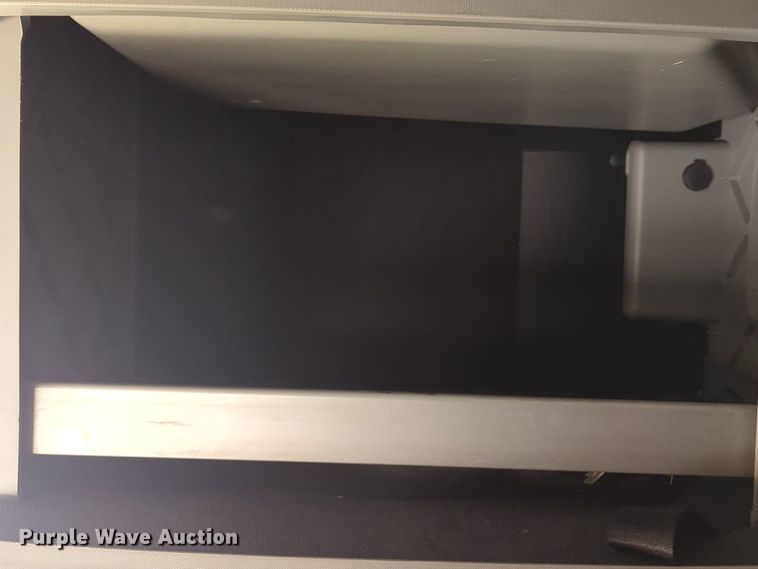 image for item NG9408 2020 Kenworth T680 semi truck