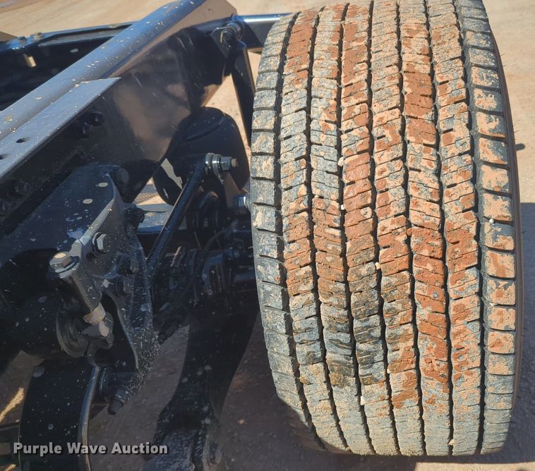 image for item NG9408 2020 Kenworth T680 semi truck