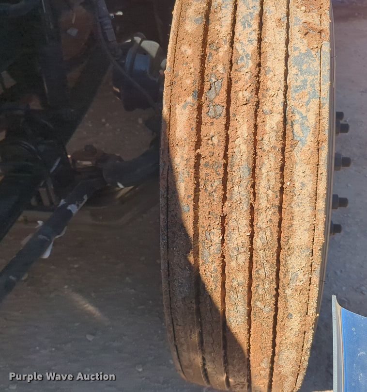 image for item NG9408 2020 Kenworth T680 semi truck