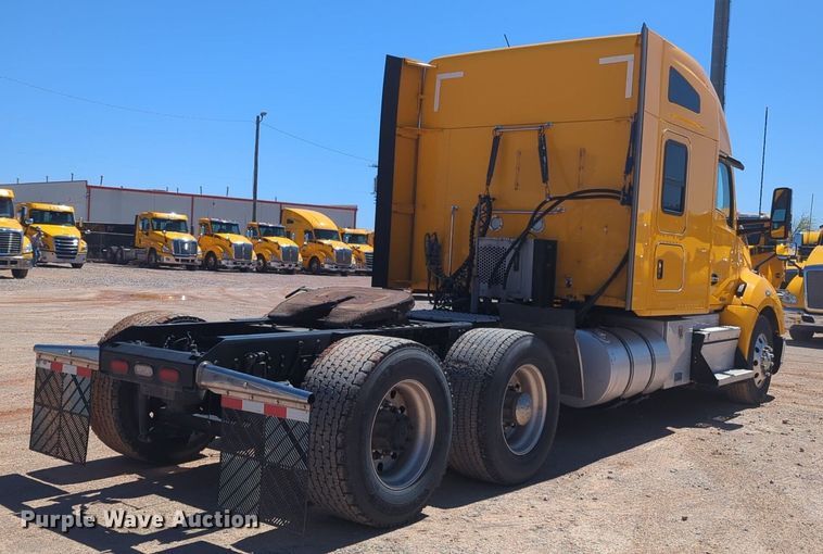 image for item NG9409 2020 Kenworth T680 semi truck