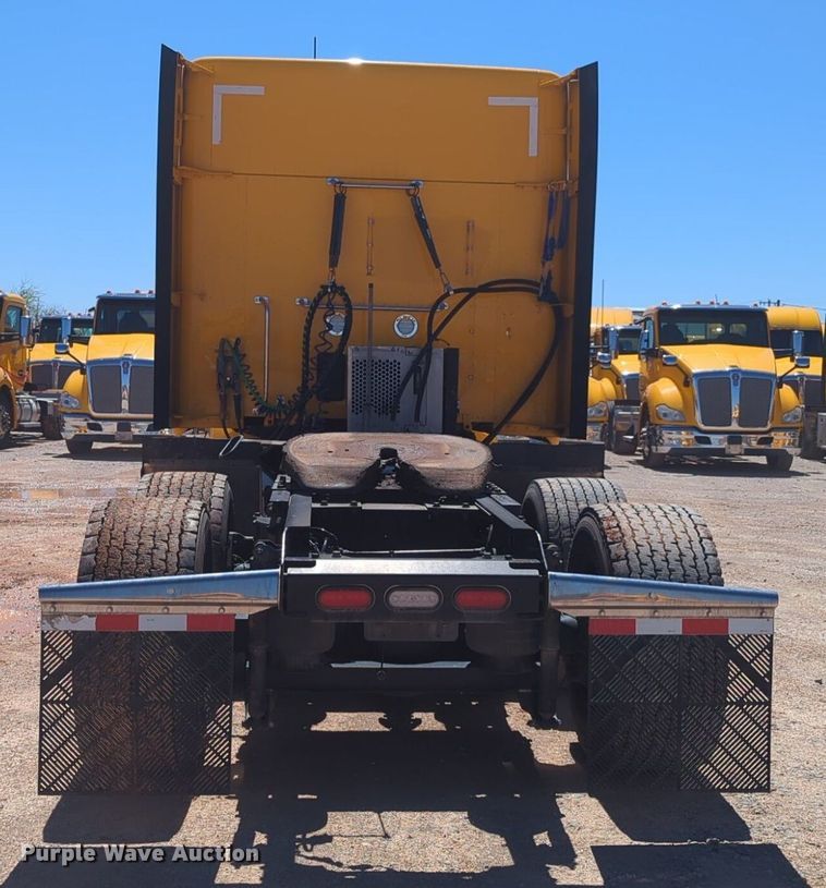 image for item NG9409 2020 Kenworth T680 semi truck