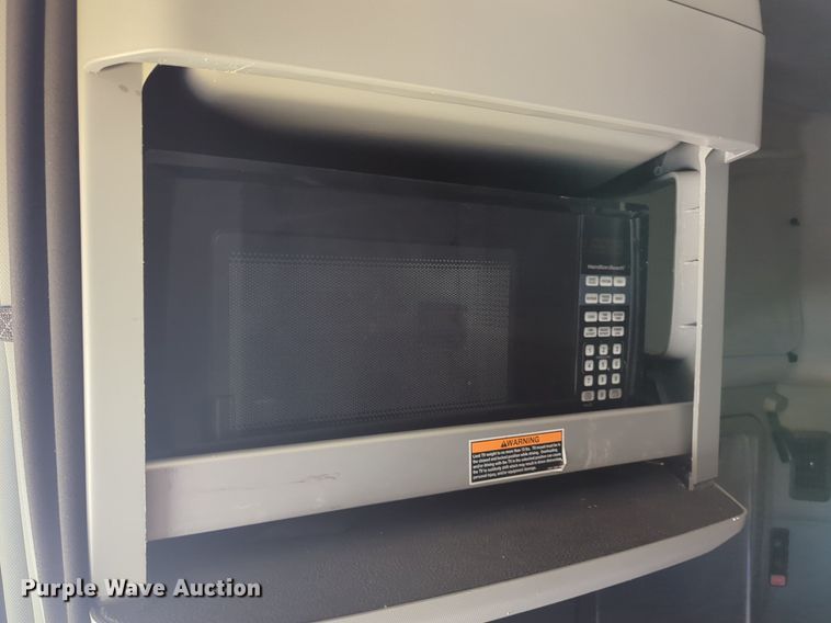 image for item NG9409 2020 Kenworth T680 semi truck