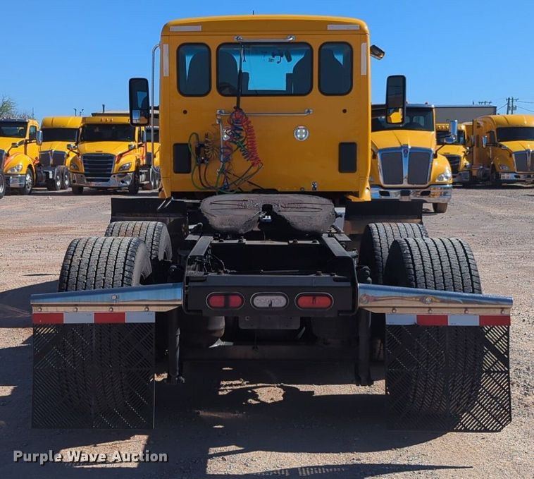 image for item NG9410 2020 Kenworth T680 semi truck