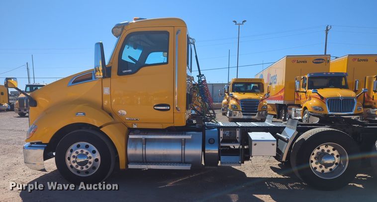 image for item NG9410 2020 Kenworth T680 semi truck