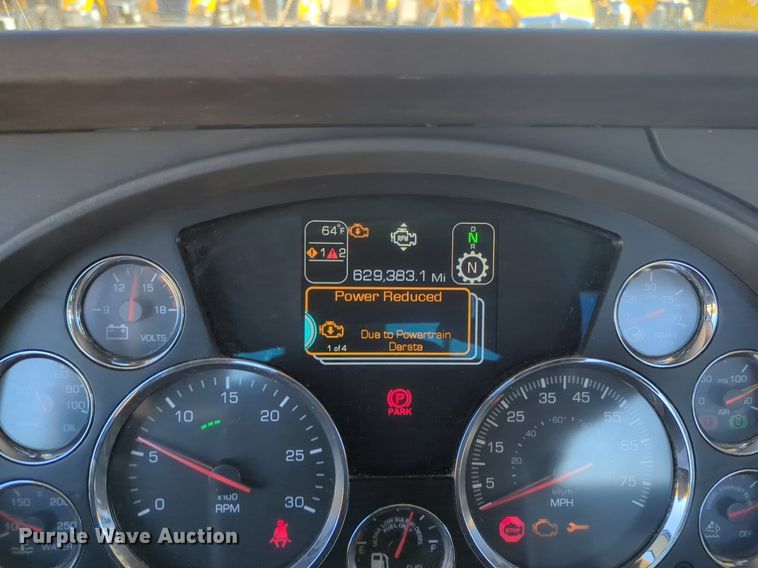 image for item NG9410 2020 Kenworth T680 semi truck