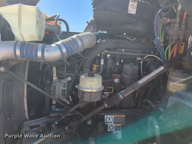 image for item NG9410 2020 Kenworth T680 semi truck