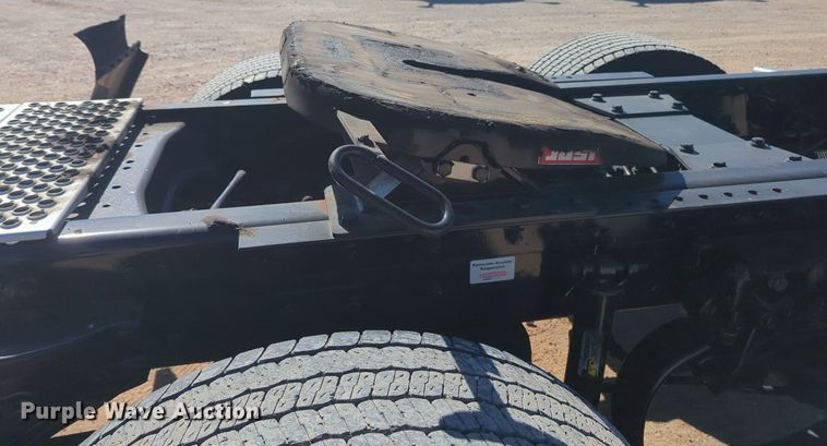 image for item NG9411 2020 Kenworth T680 semi truck