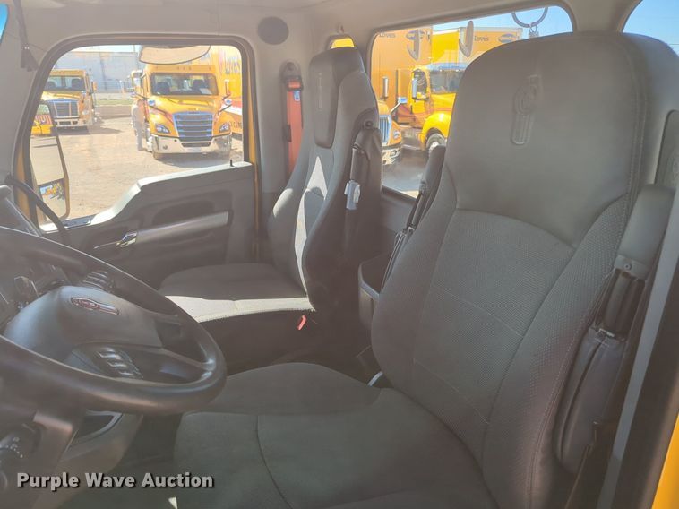 image for item NG9411 2020 Kenworth T680 semi truck