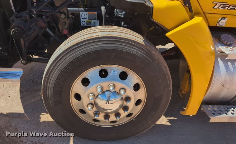 image for item NG9412 2020 Kenworth T680 semi truck
