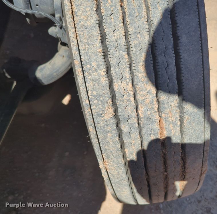 image for item NG9412 2020 Kenworth T680 semi truck