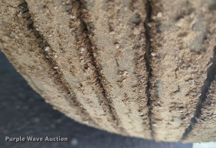 image for item NG9413 2020 Kenworth T680 semi truck