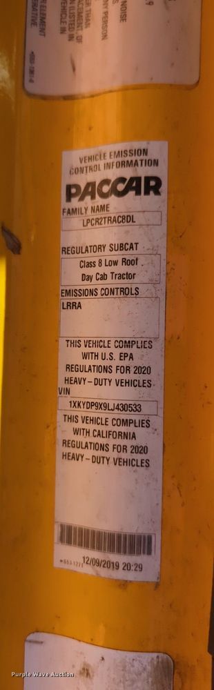 image for item NG9413 2020 Kenworth T680 semi truck