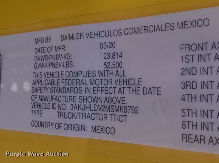 image for item NG9415 2021 Freightliner Cascadia 126 semi truck