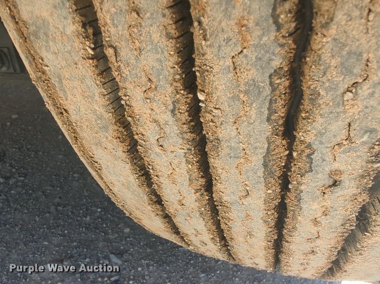 image for item NG9416 2021 Freightliner Cascadia 126 semi truck