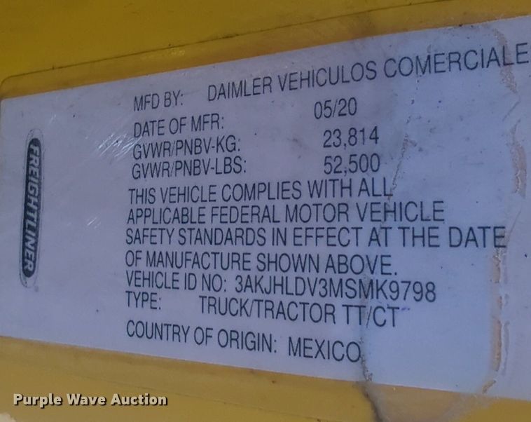 image for item NG9416 2021 Freightliner Cascadia 126 semi truck