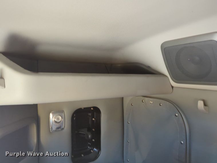 image for item NG9418 2021 Kenworth T680 semi truck