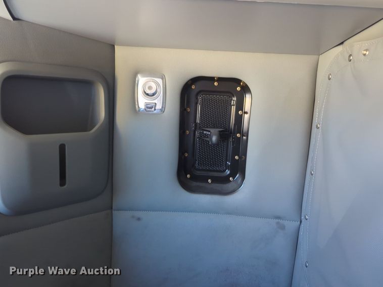 image for item NG9418 2021 Kenworth T680 semi truck