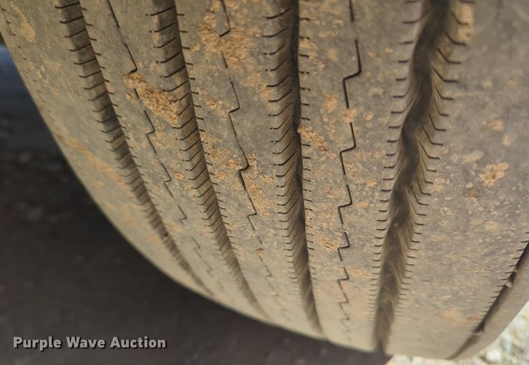 image for item NG9418 2021 Kenworth T680 semi truck