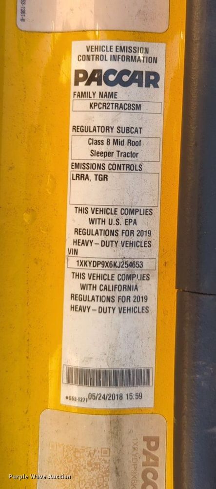 image for item NG9422 2019 Kenworth T680 semi truck