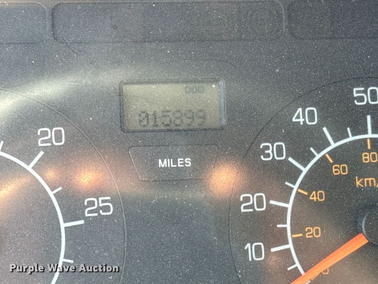 image for item NH9023 2004 Kenworth  T2000 semi truck