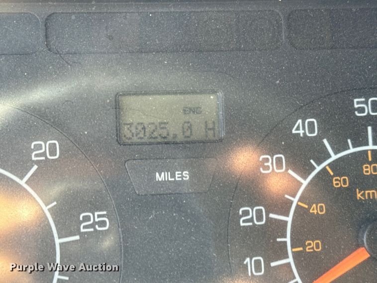 image for item NH9023 2004 Kenworth  T2000 semi truck