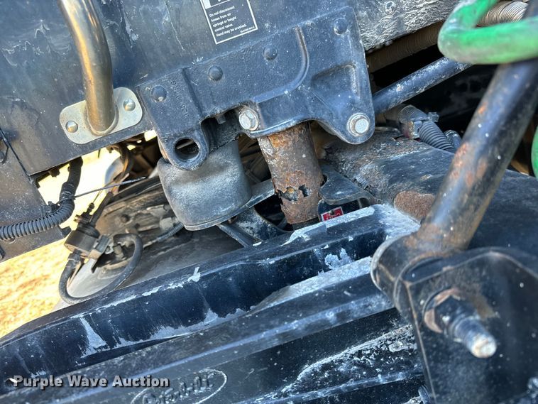 image for item NH9026 2013 Peterbilt  579 semi truck