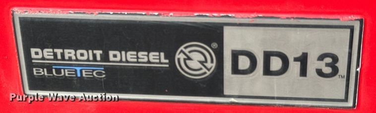 image for item NU9469 2011 Freightliner Cascadia 125 semi truck