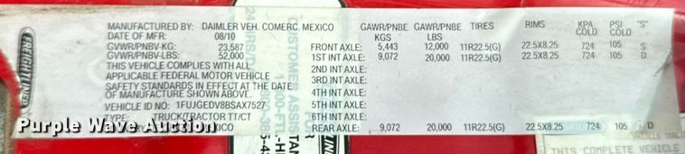 image for item NU9469 2011 Freightliner Cascadia 125 semi truck