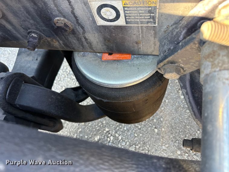 image for item OA9744 2016 Kenworth T680 semi truck