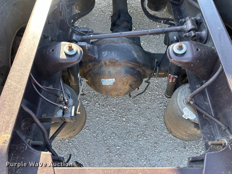 image for item OA9744 2016 Kenworth T680 semi truck