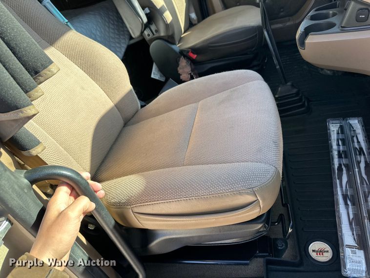 image for item OA9744 2016 Kenworth T680 semi truck