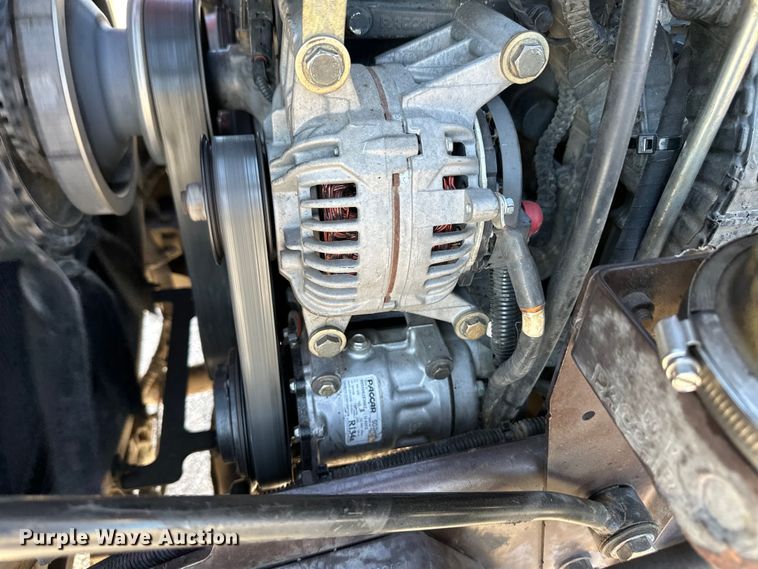 image for item OA9744 2016 Kenworth T680 semi truck