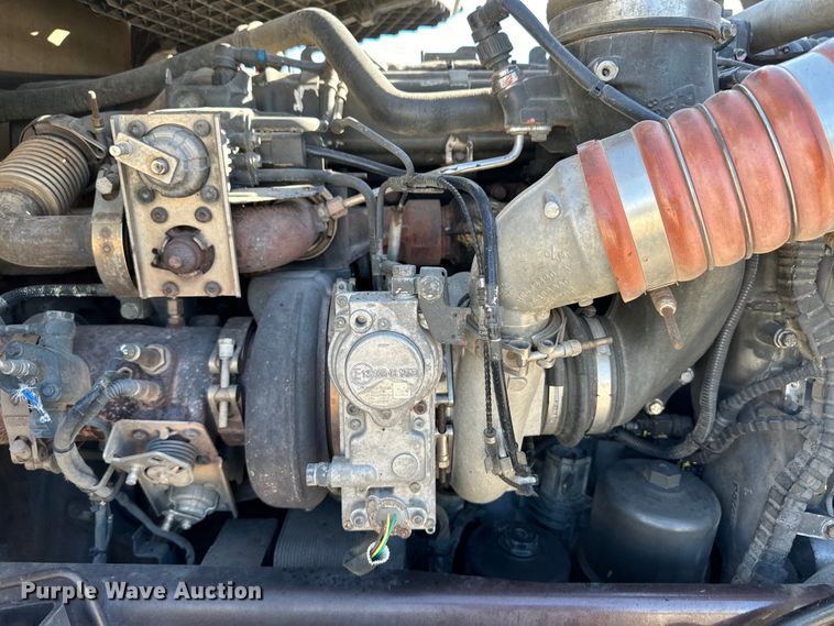 image for item OA9744 2016 Kenworth T680 semi truck