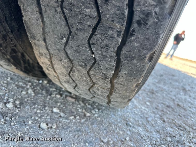 image for item OA9744 2016 Kenworth T680 semi truck