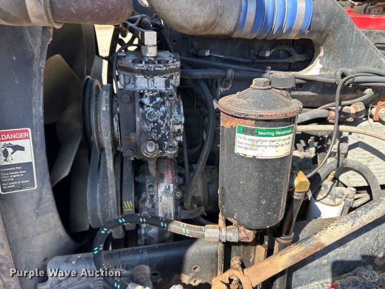 image for item OA9746 2001 Freightliner FLD semi truck