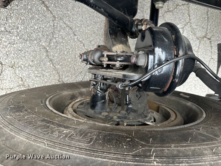 image for item OF9349 2016 Freightliner  Cascadia semi truck