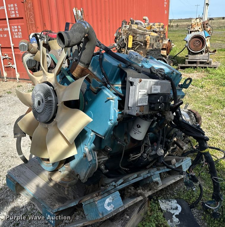 image for item OM9283 2003 International  C195 engine 