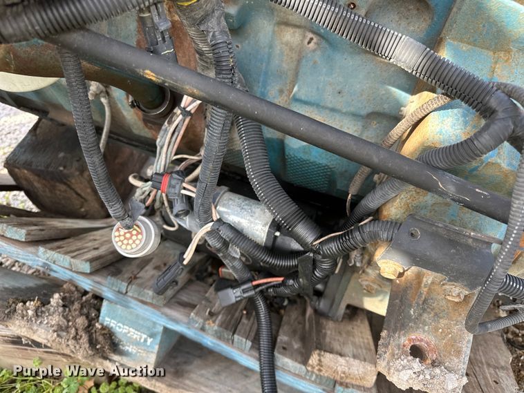 image for item OM9283 2003 International  C195 engine 