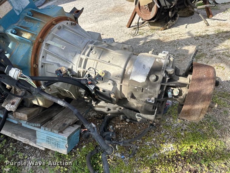 image for item OM9283 2003 International  C195 engine 