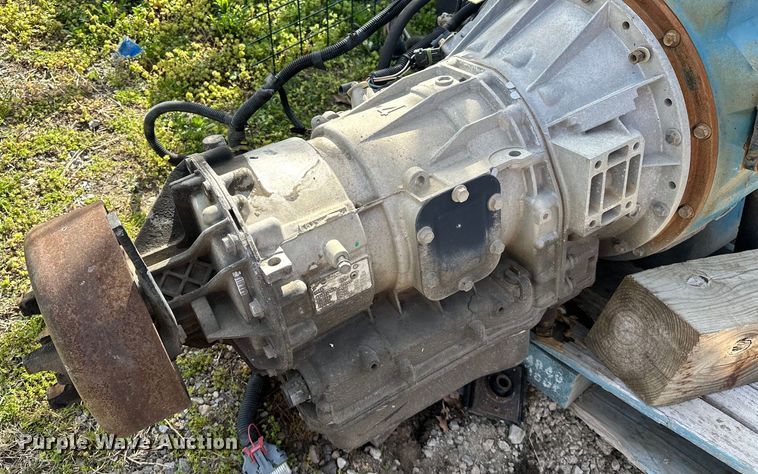 image for item OM9283 2003 International  C195 engine 