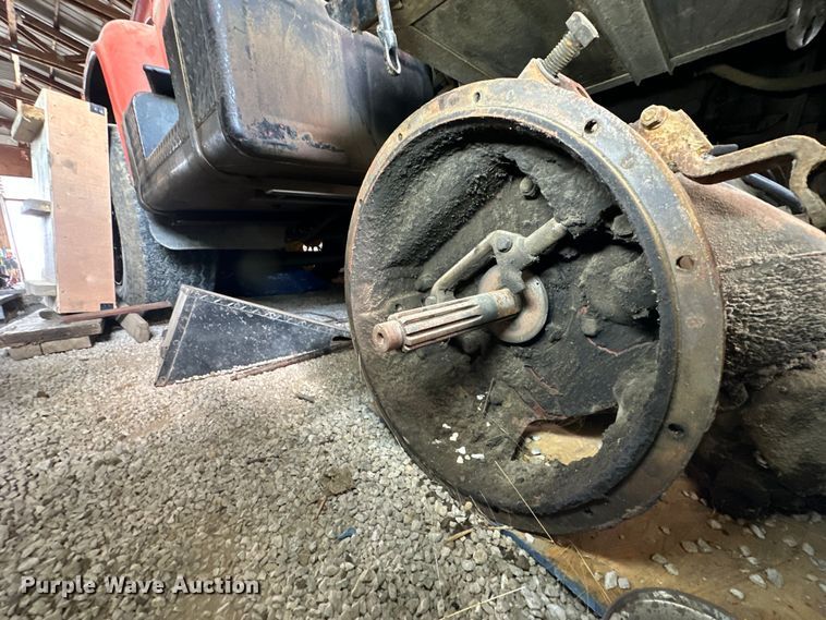 image for item OM9333 Eaton Fuller  RTOF-9513 transmission 