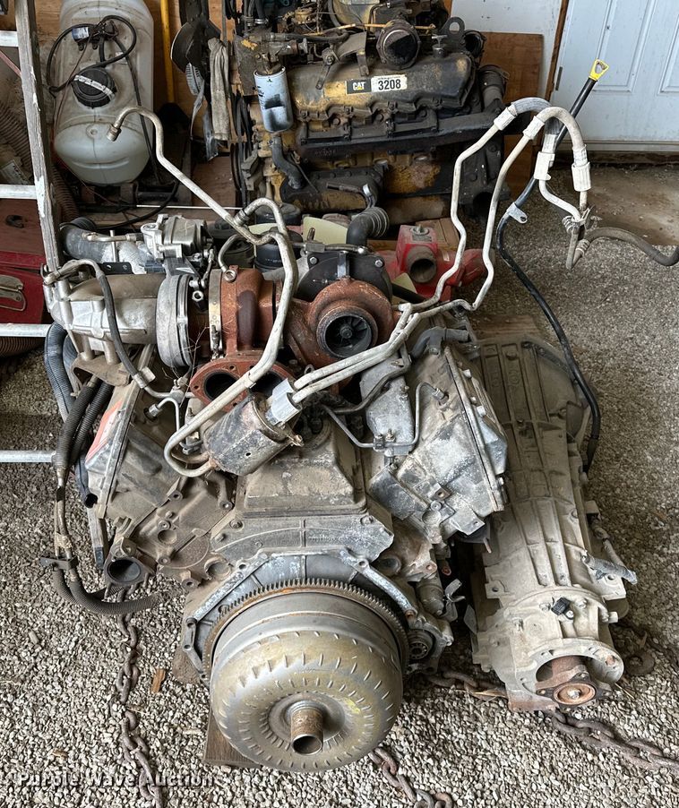 image for item OM9334 2006 International  A350 engine