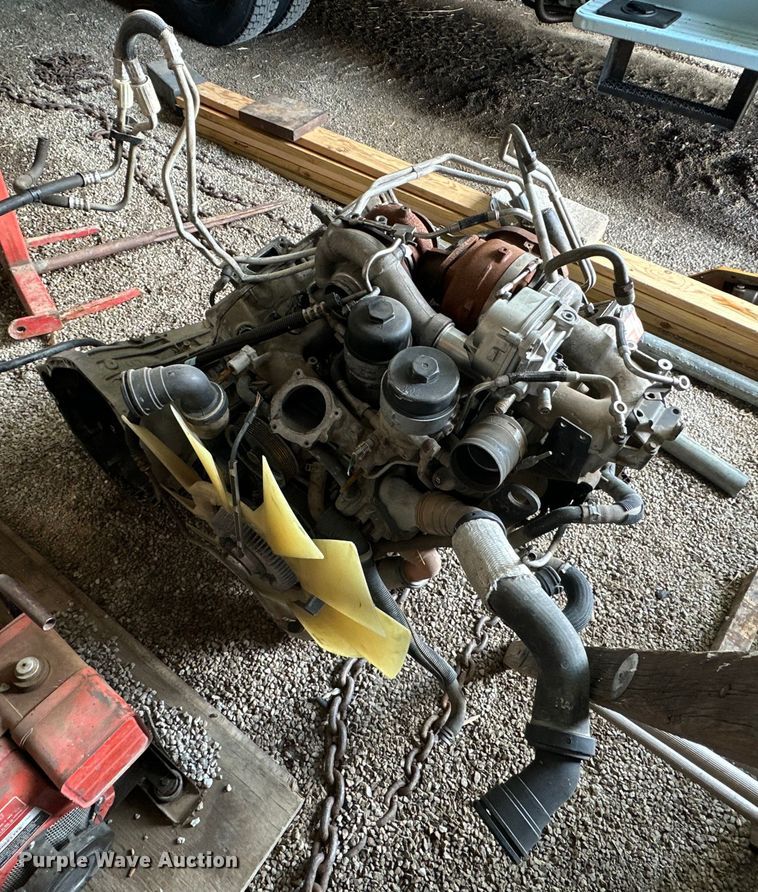 image for item OM9334 2006 International  A350 engine