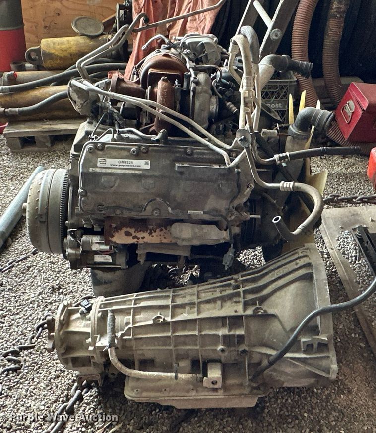 image for item OM9334 2006 International  A350 engine