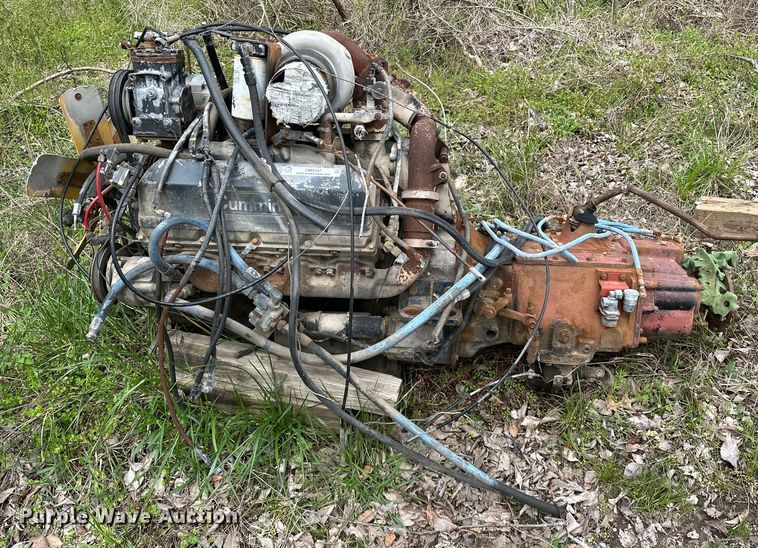 image for item OM9347 1979 Cummins  VT-225 engine